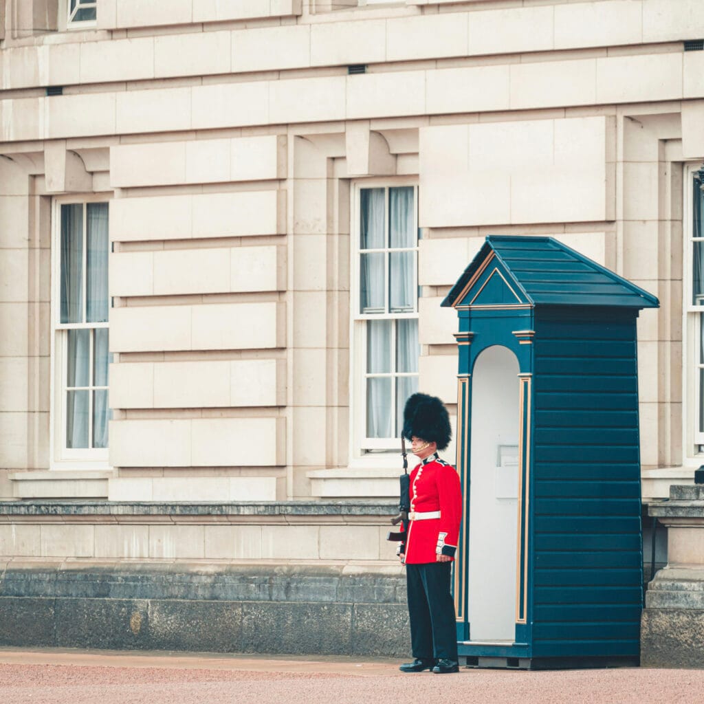 14 United Kingdom Buckingham Palace B
